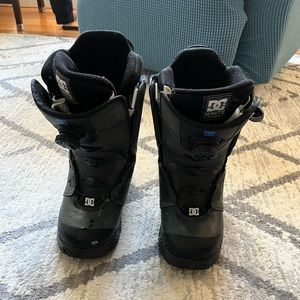 DC BOA SNOWBOARD BOOT MENS SIZE 7